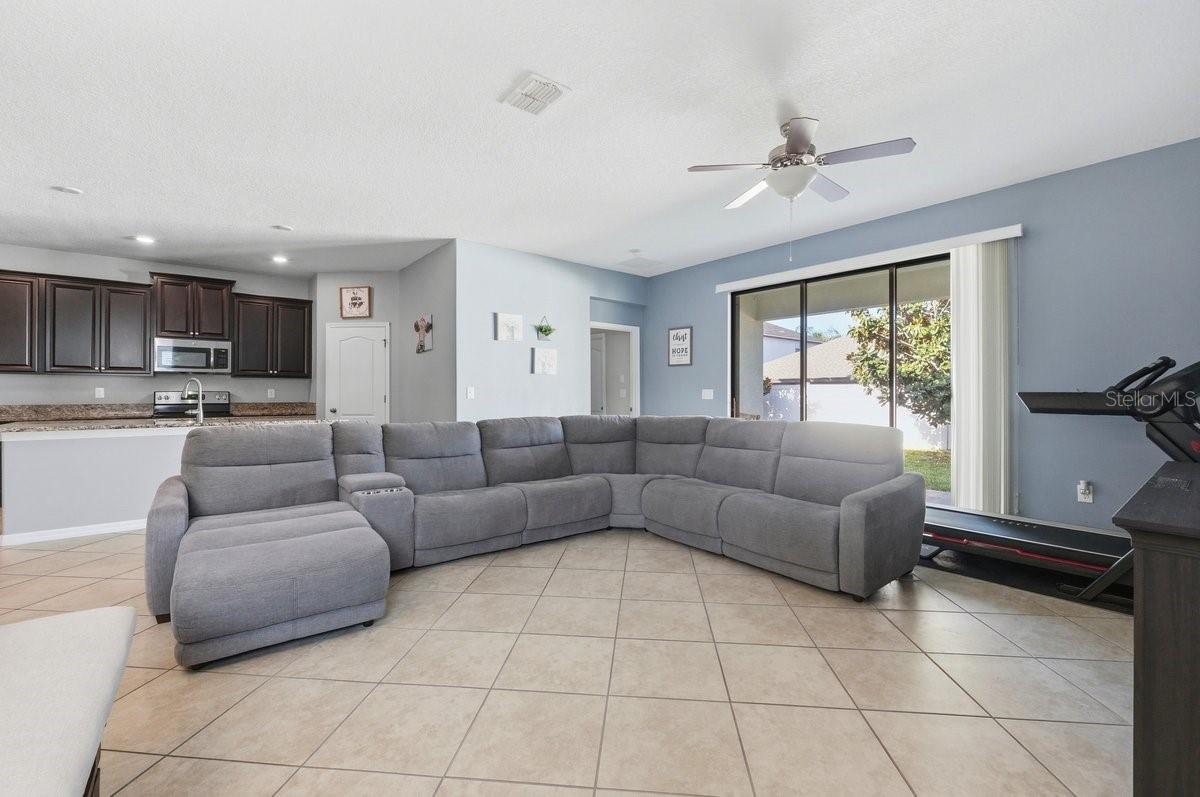 SUMMERFIELD CROSSING - Residential