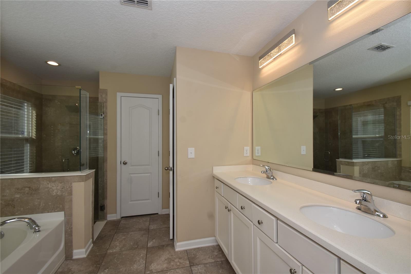 GRAND LANDINGS - Residential