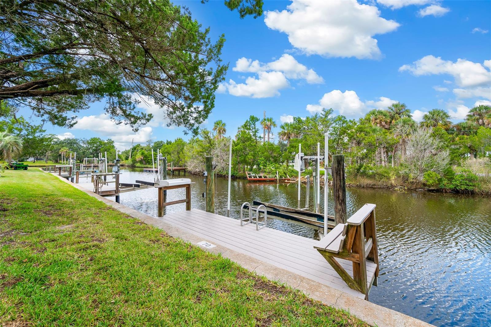 BAY VILLAS - Residential