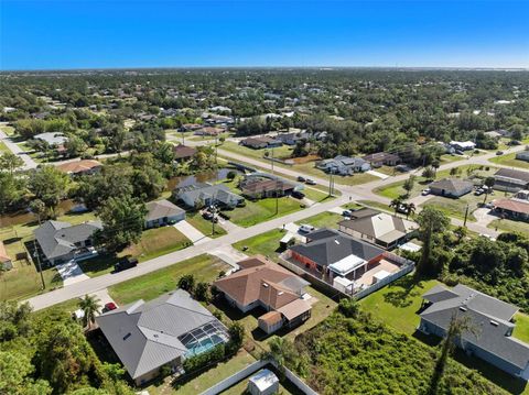 A home in PORT CHARLOTTE