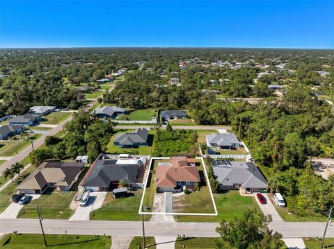 A home in PORT CHARLOTTE