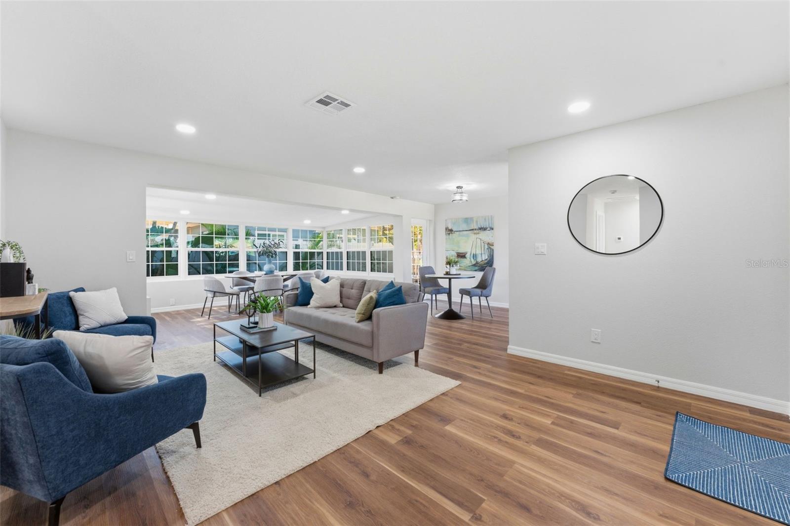 SUN-LIT SHORES - Residential