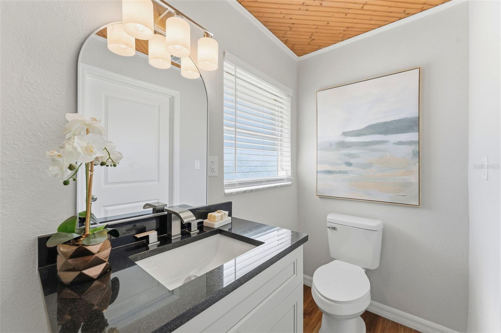 SUN-LIT SHORES - Residential