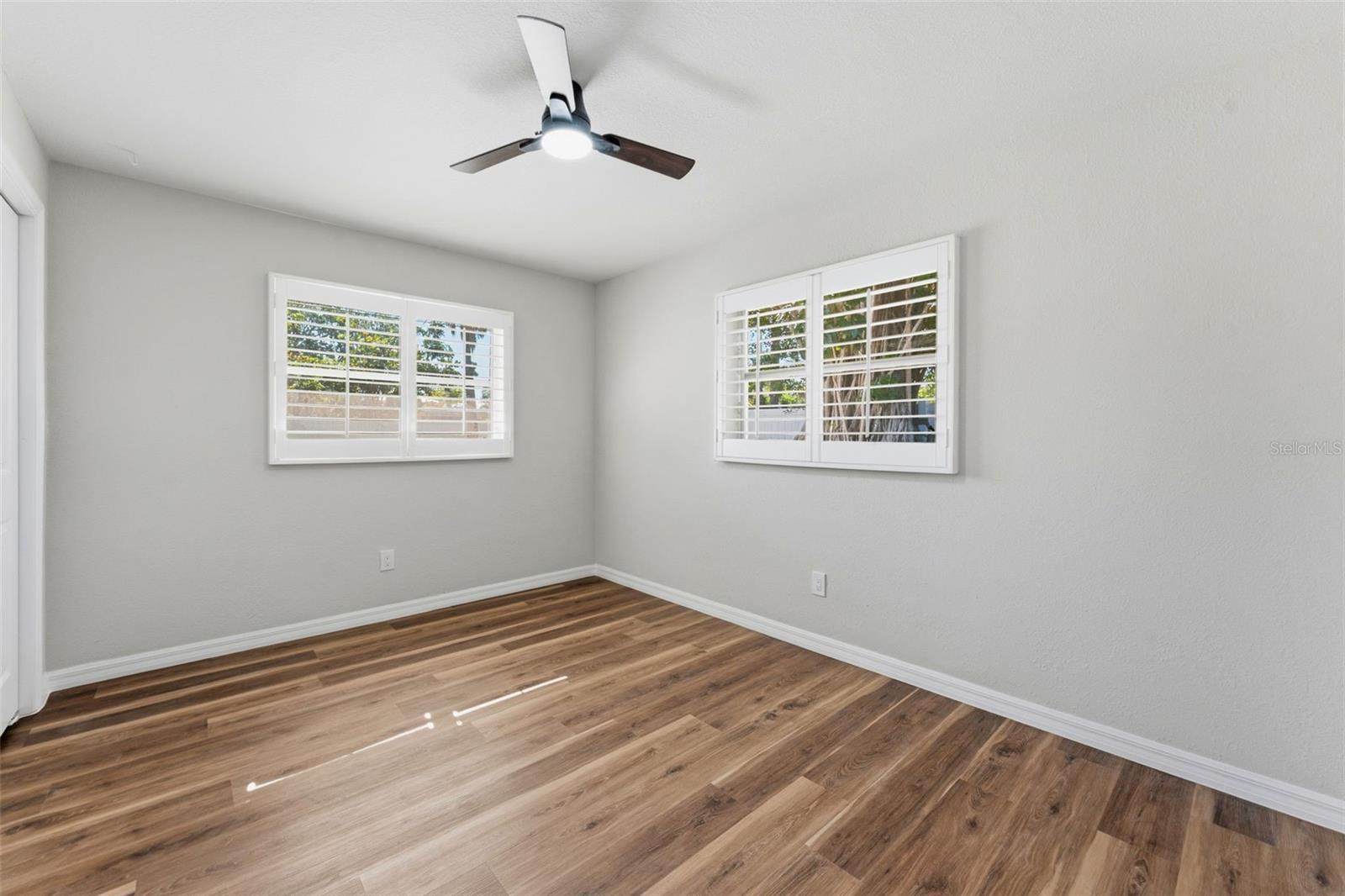 SUN-LIT SHORES - Residential