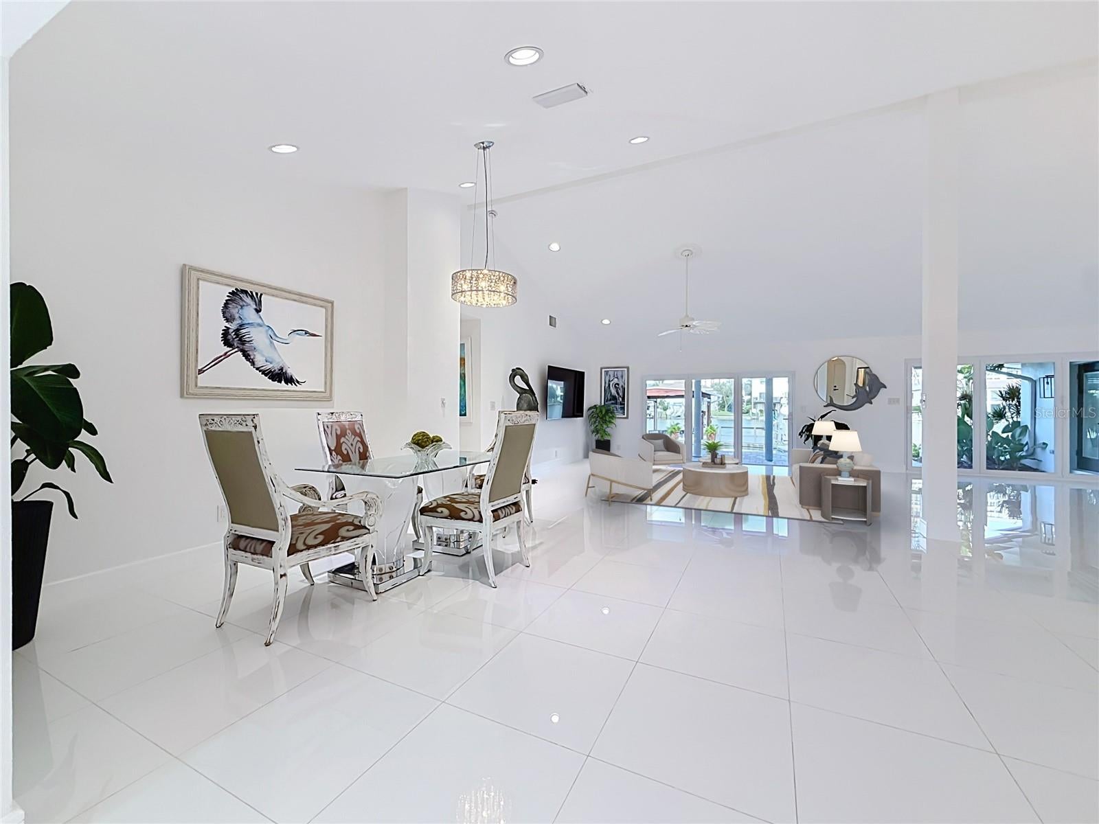 324 LEEWARD ISLAND