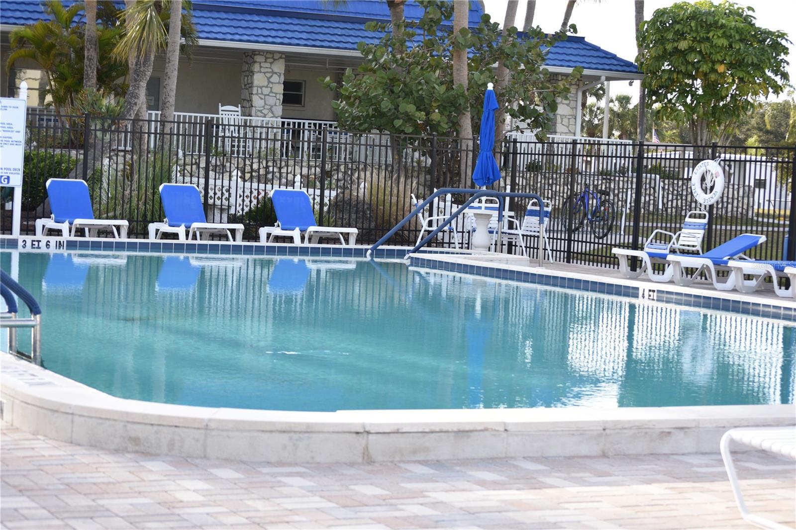 VENICE ISLE - Land