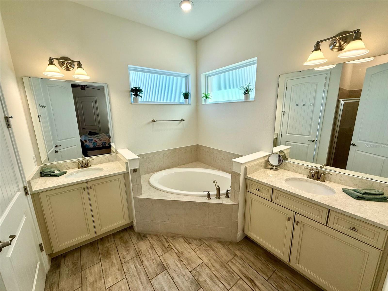 ROLLING OAKS PH 6B - Residential