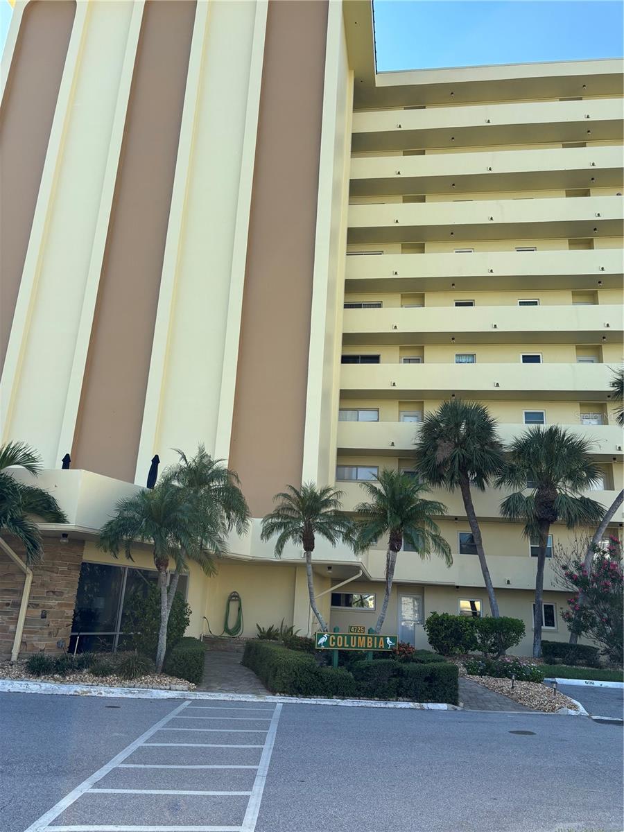 4725 COVE CIRCLE 104