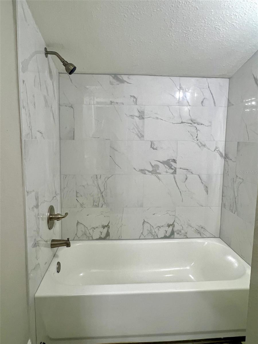 PORT RICHEY LAND CO SUB - Residential Lease