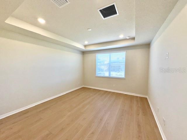 LANDINGS AT LIVE OAK LAKE - Residential Lease