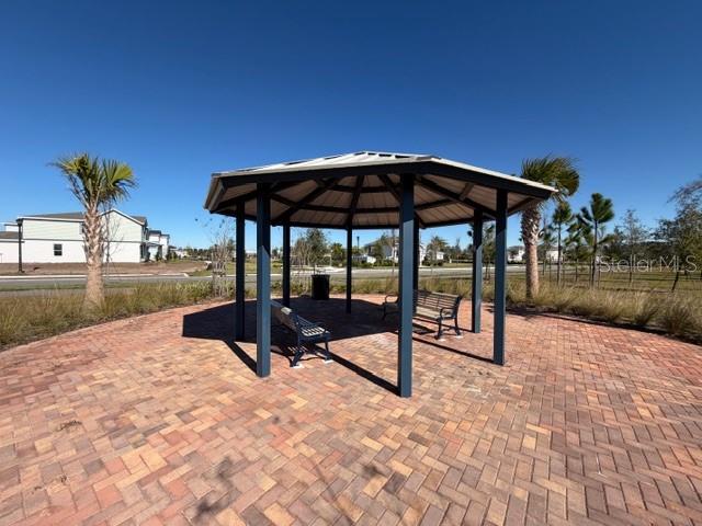 LANDINGS AT LIVE OAK LAKE - Residential Lease