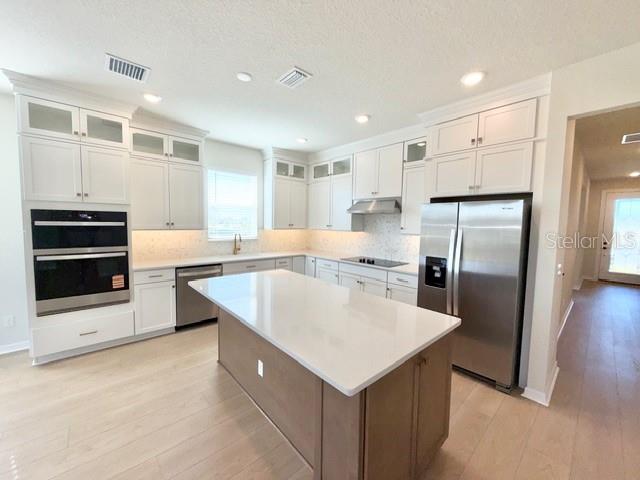 LANDINGS AT LIVE OAK LAKE - Residential Lease