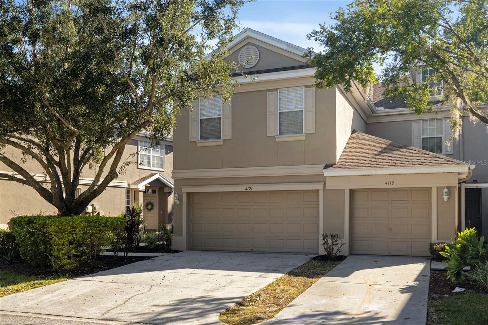 TOWNHOMES AT SABAL POINTE - Residential Lease