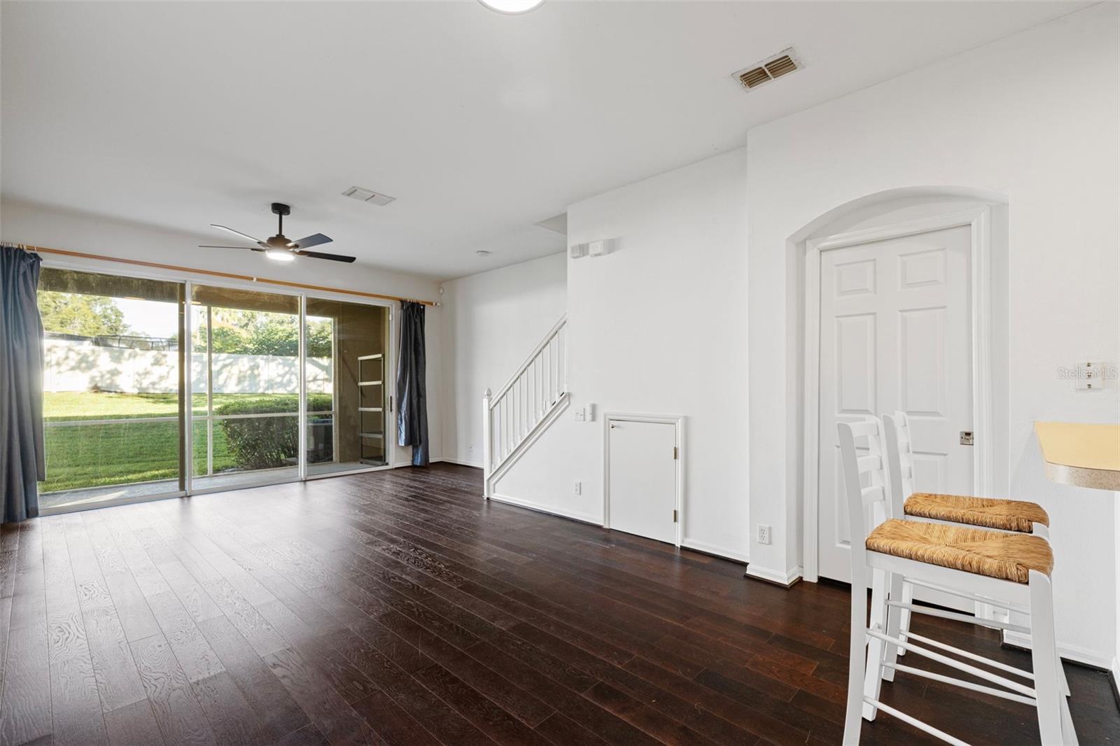 TOWNHOMES AT SABAL POINTE - Residential Lease