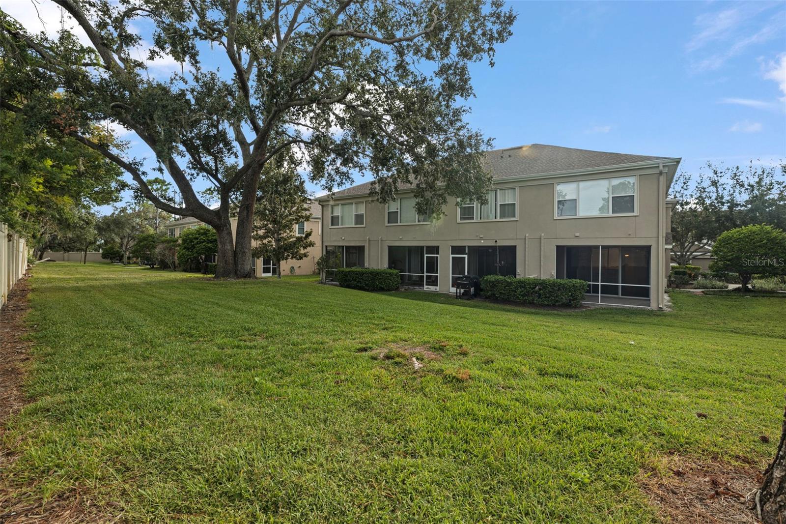 TOWNHOMES AT SABAL POINTE - Residential Lease