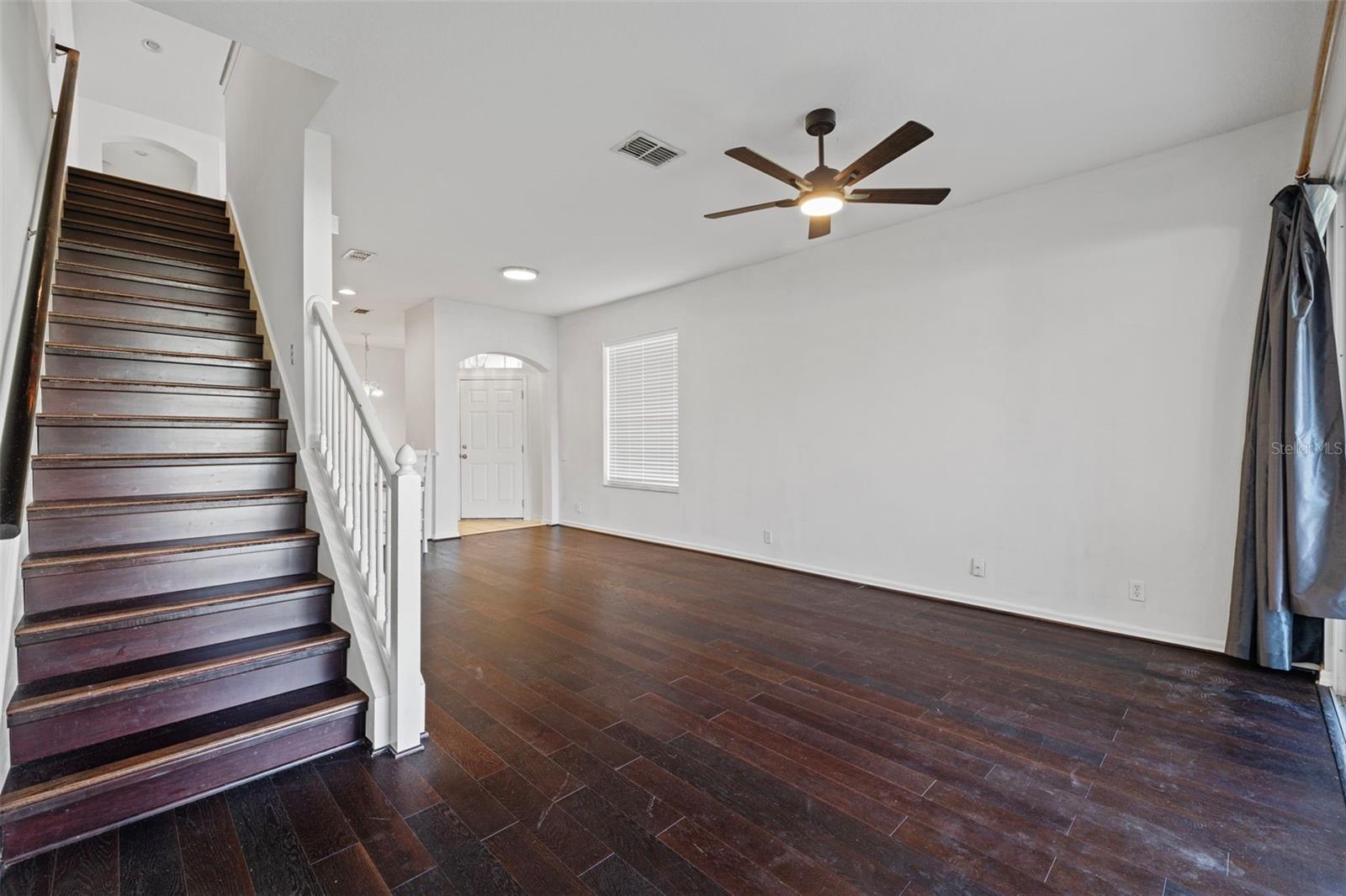 TOWNHOMES AT SABAL POINTE - Residential Lease