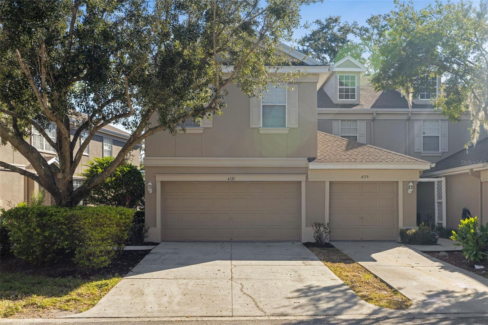 TOWNHOMES AT SABAL POINTE - Residential Lease