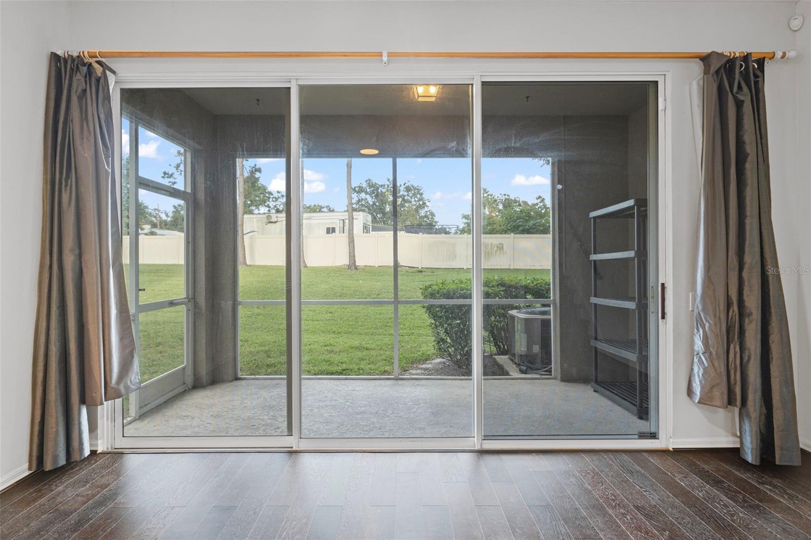 TOWNHOMES AT SABAL POINTE - Residential Lease