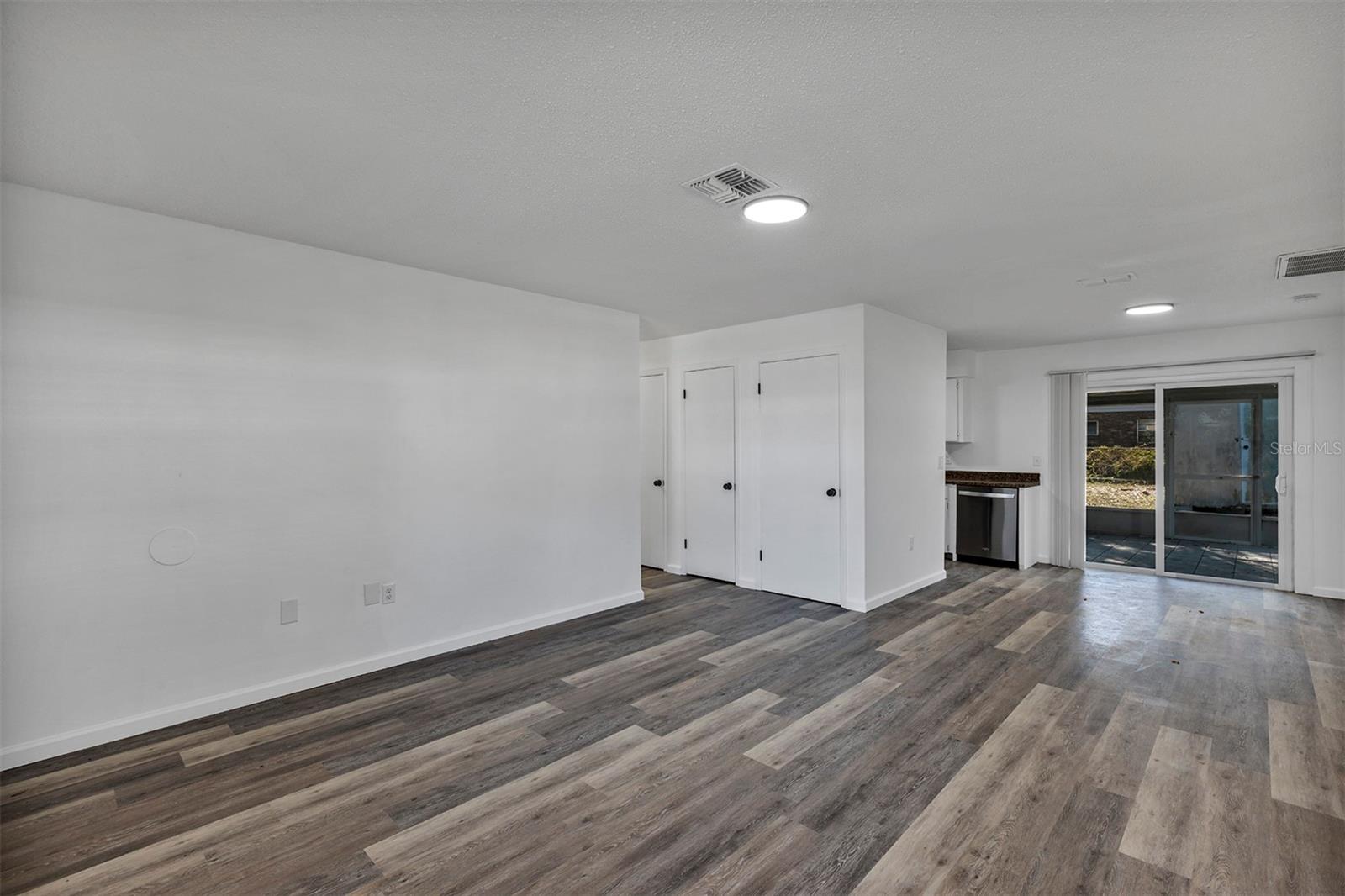 SOUTH SHORE TERRACE - Residential Lease