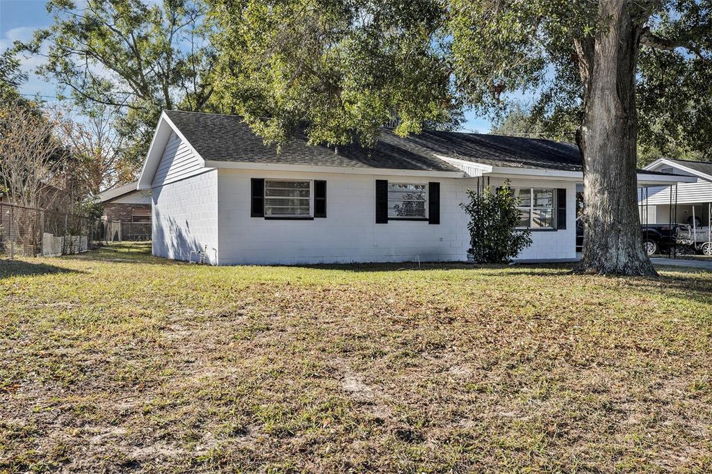 Photo of 230 S Shore Drive, Eagle Lake, FL 33839 (MLS # O6368188)