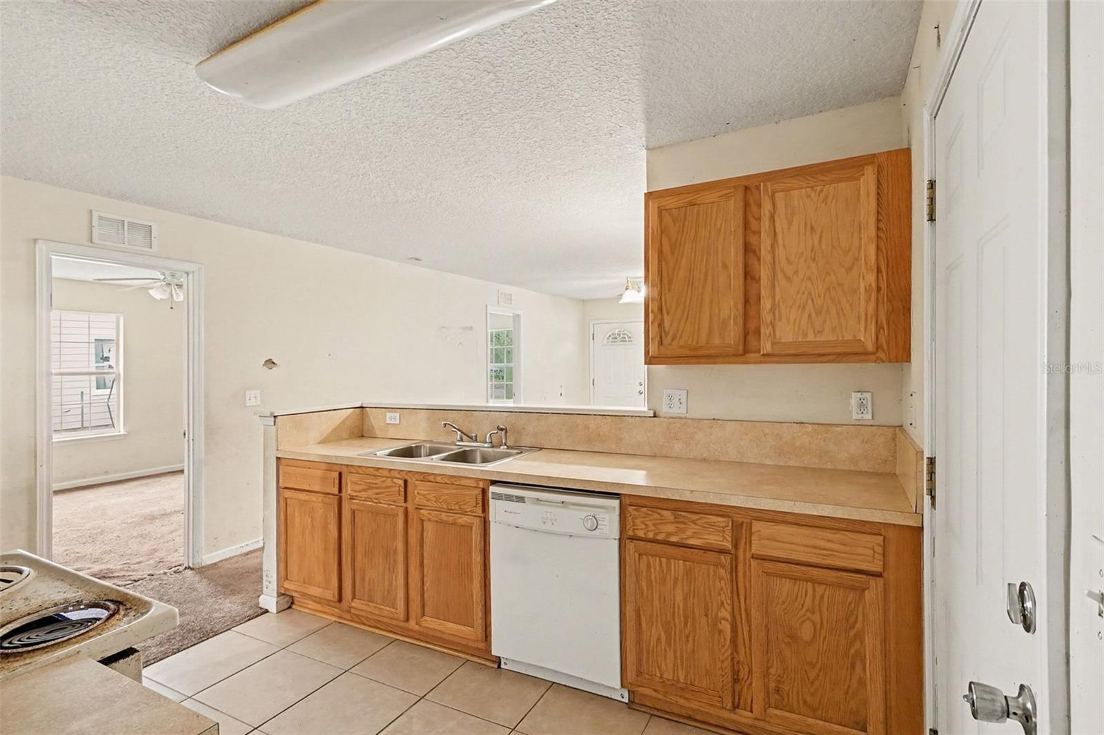 HARVEY, S ADD TO JAX - Residential