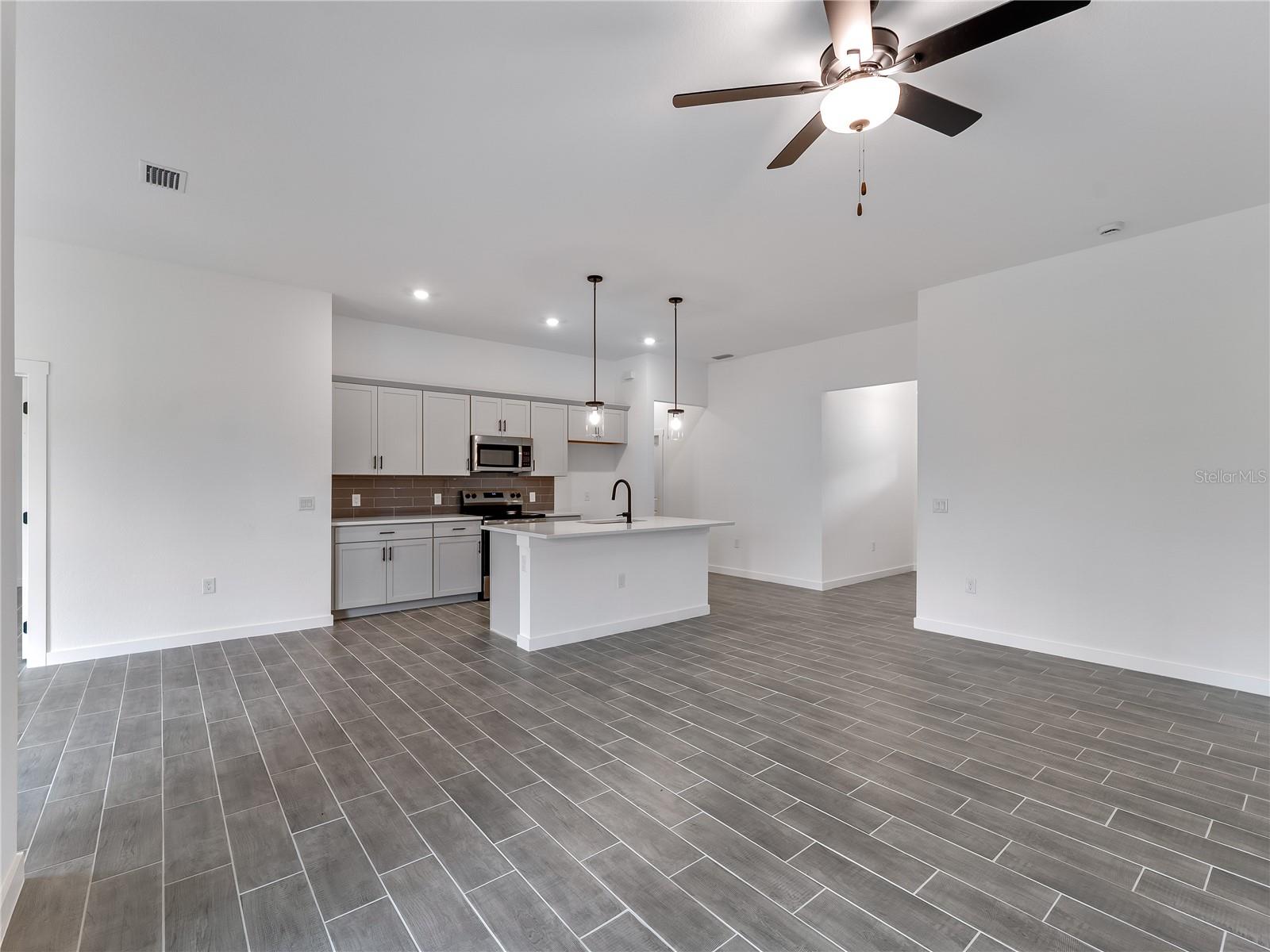 PORT CHARLOTTE 16TH ADD 01 PT REP - Residential