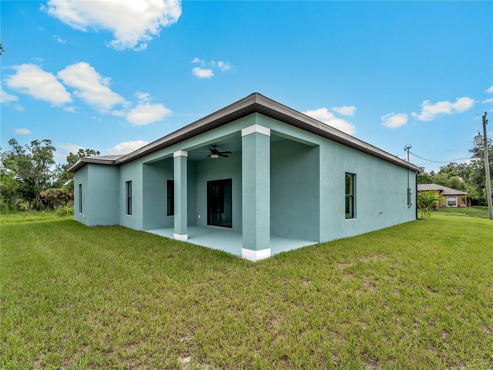 1818 NEW LONDON STREET