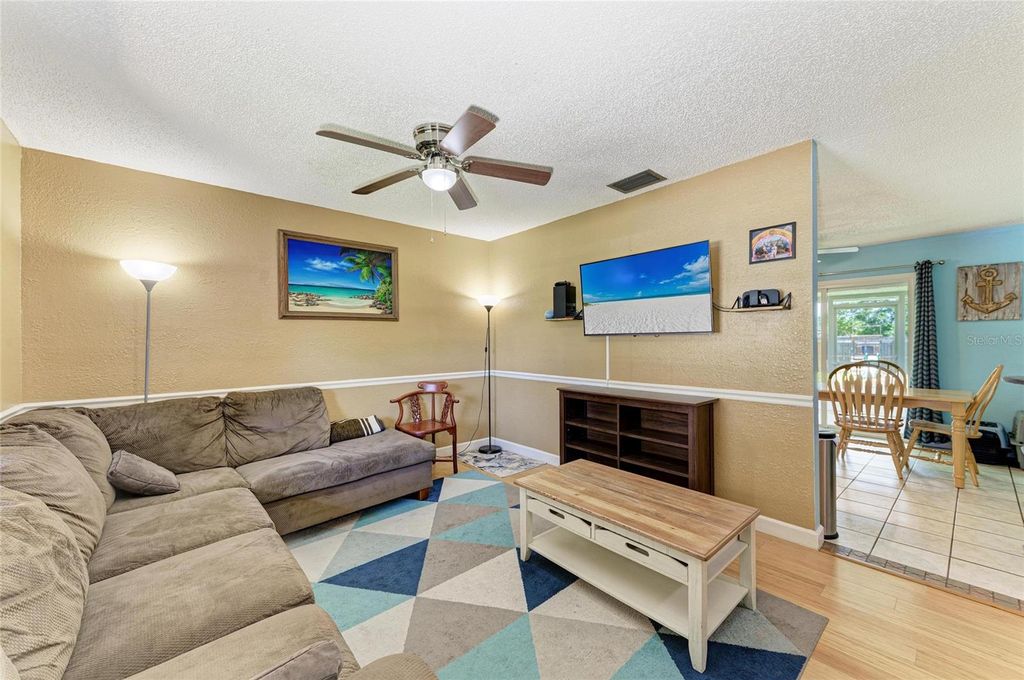 Photo of 1019 27th Avenue W, Palmetto, FL 34221 (MLS # A4659720)