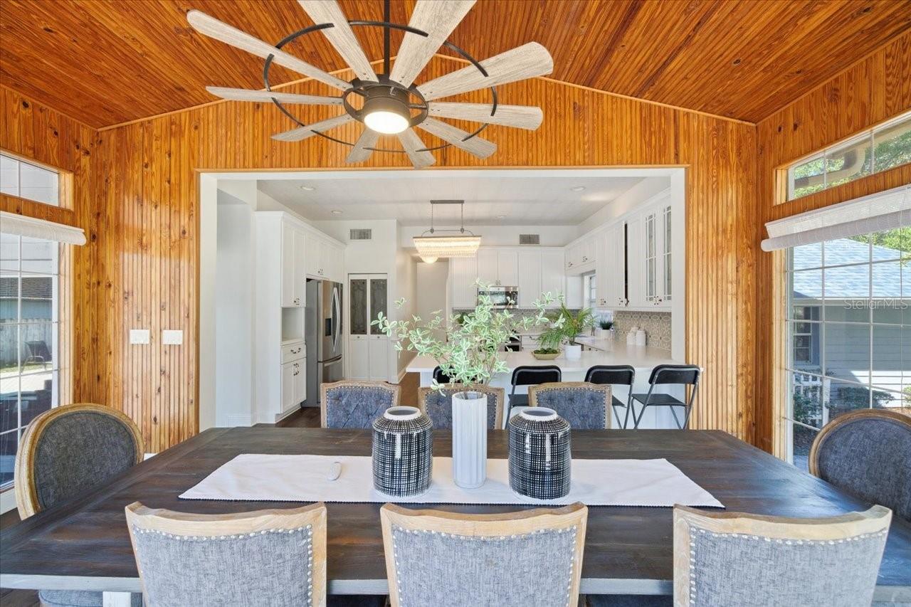 LANDMARK PALMS - Residential