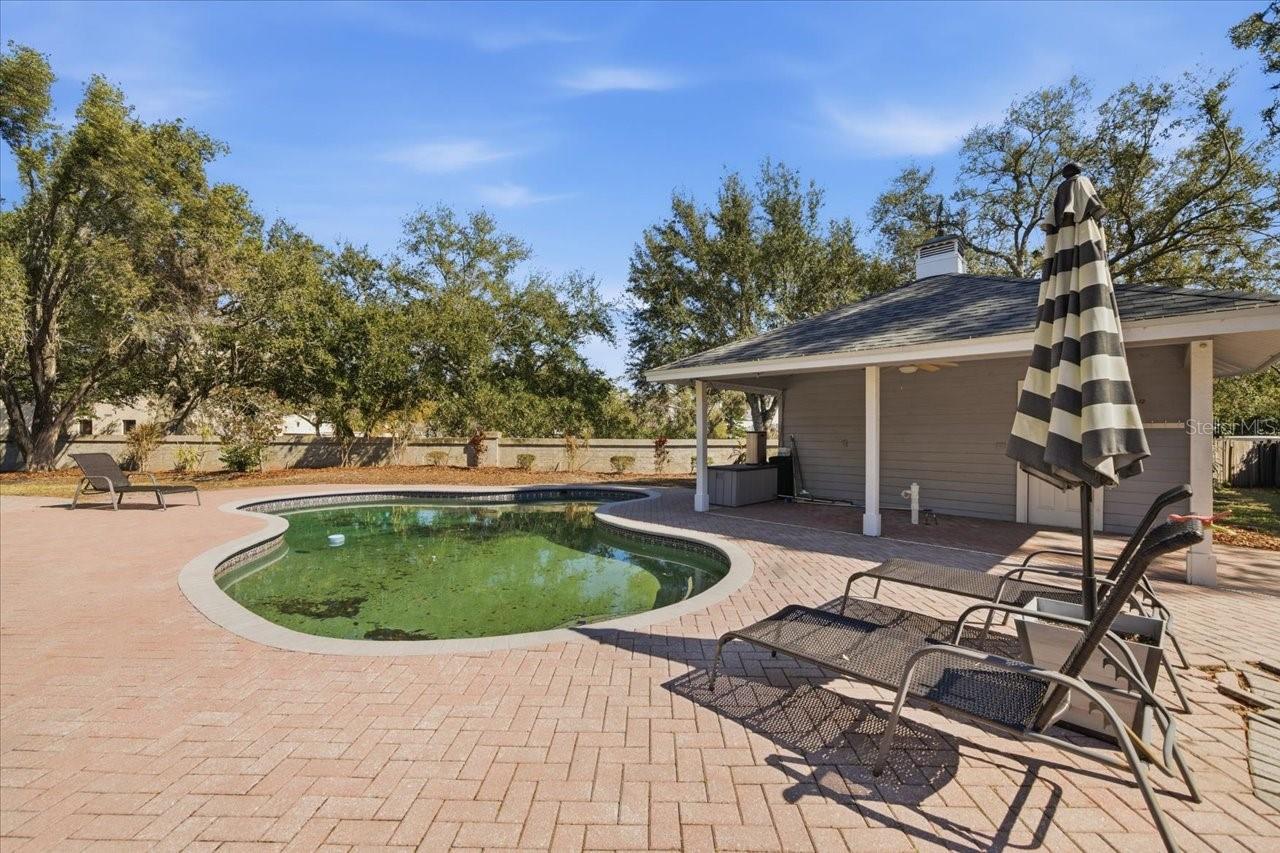 LANDMARK PALMS - Residential