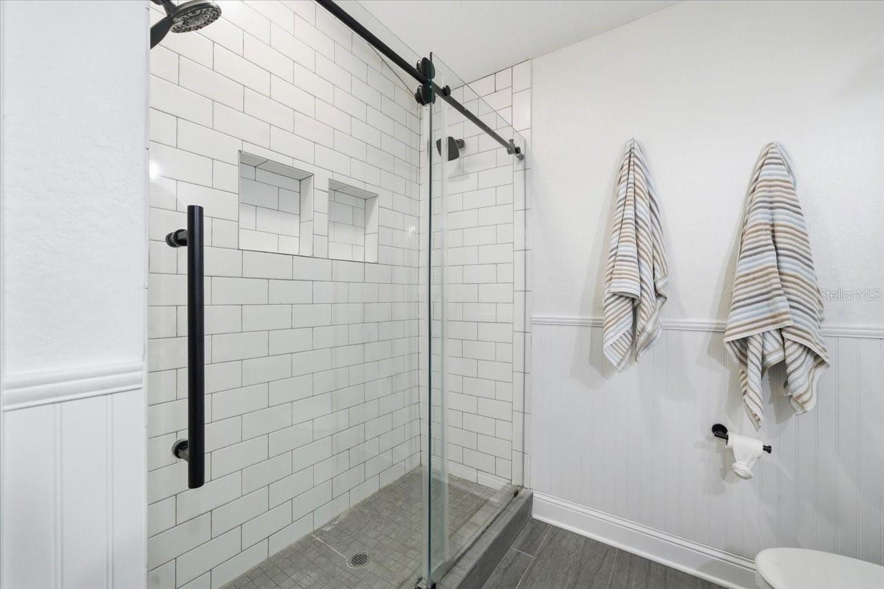 LANDMARK PALMS - Residential