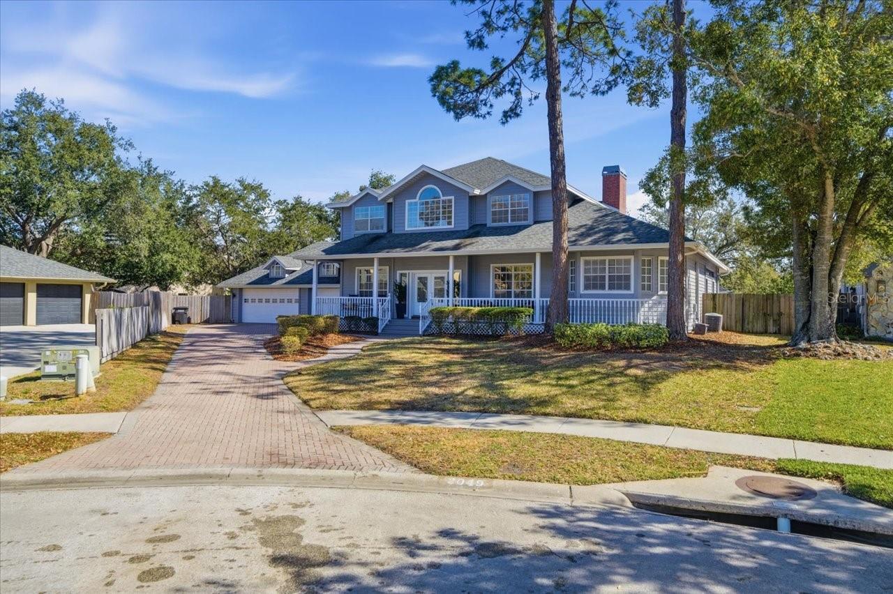 LANDMARK PALMS - Residential