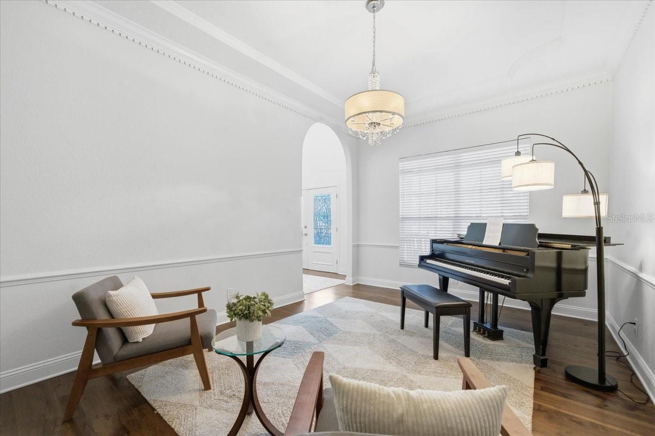 LANDMARK PALMS - Residential