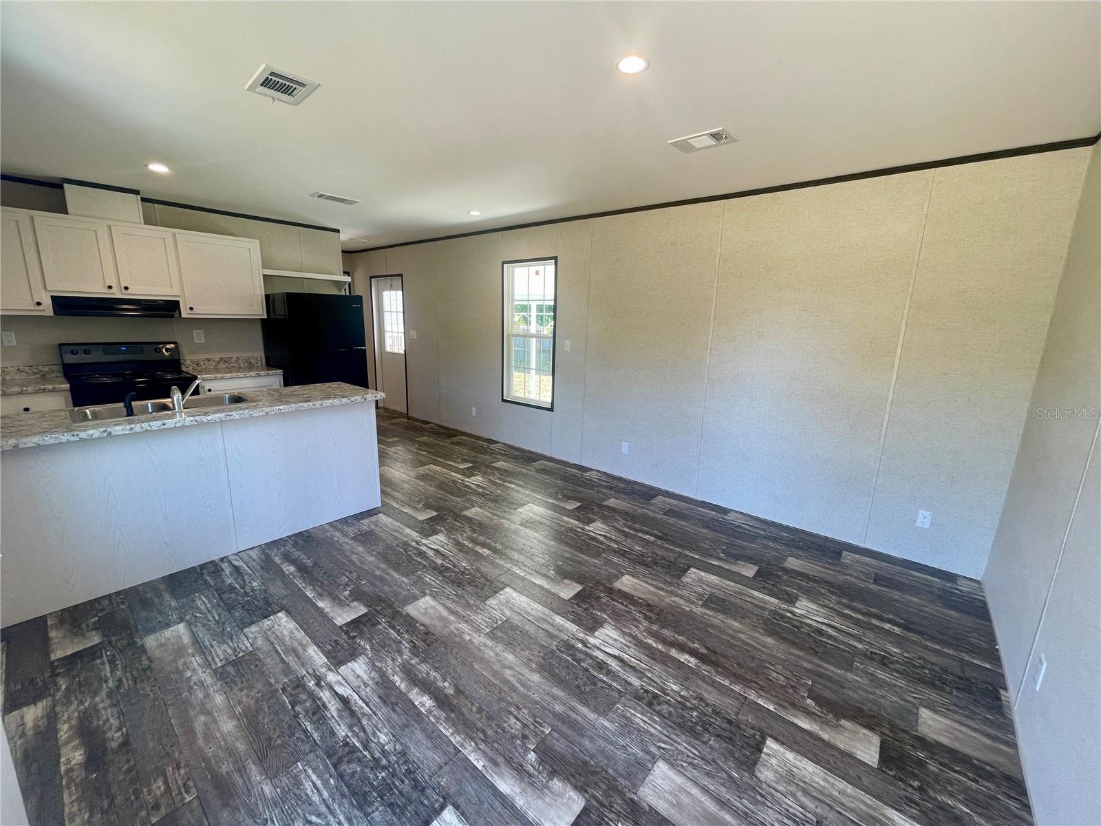 OCALA ESTATES - Residential