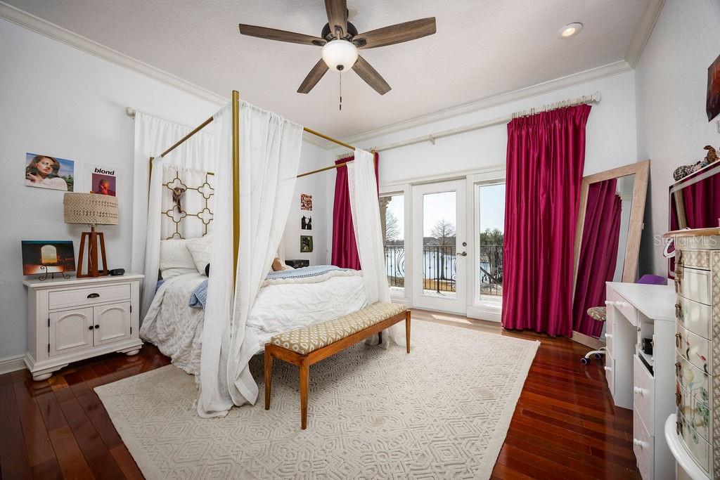 CHAINE DU LAC - Residential