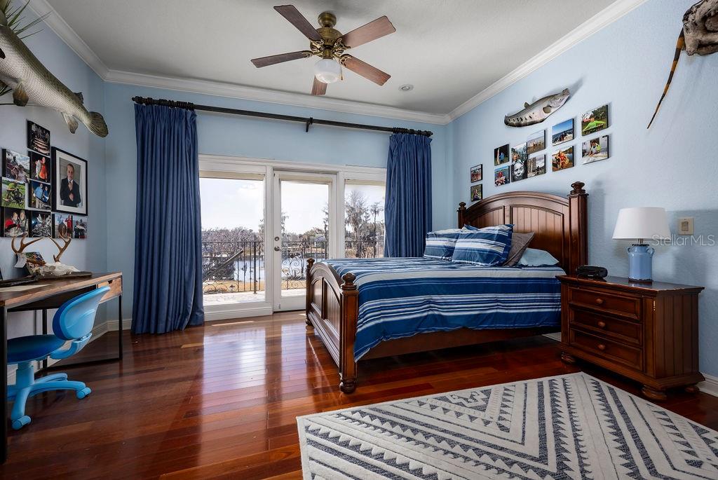 CHAINE DU LAC - Residential