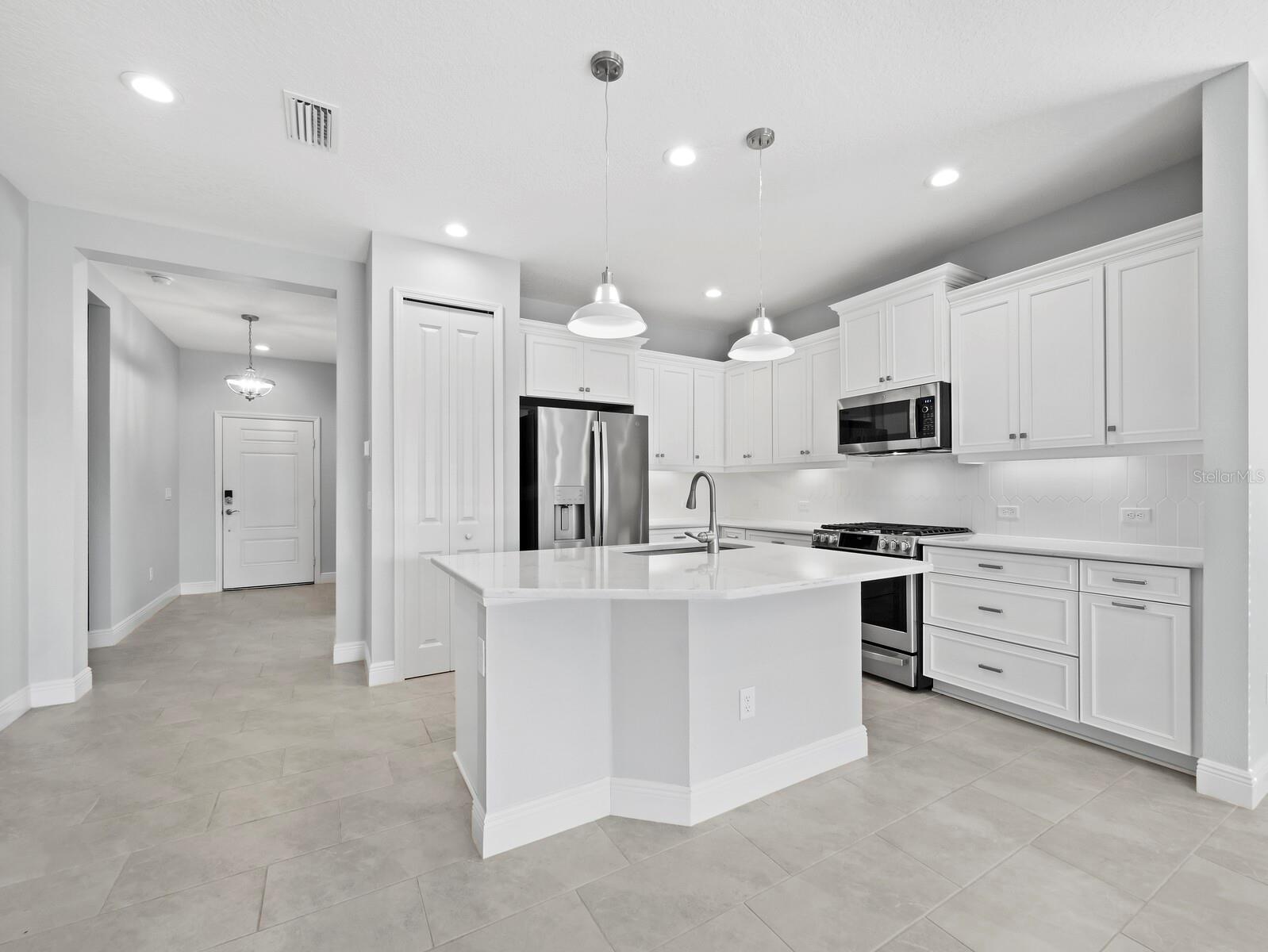 WINDWARD/LAKEWOOD RANCH PH 1 - Residential