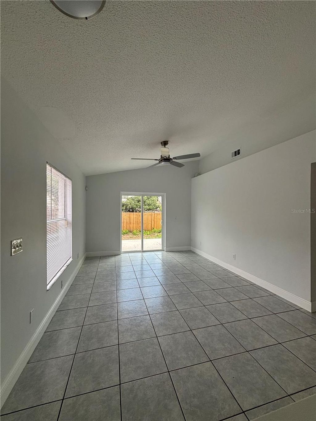 Photo of 933 Vista Palma Way, Orlando, FL 32825 (MLS # O6406498)