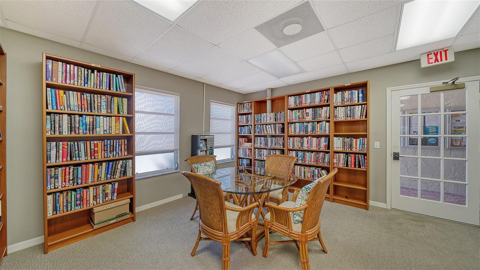 WINDWARD BAY AMD - Residential