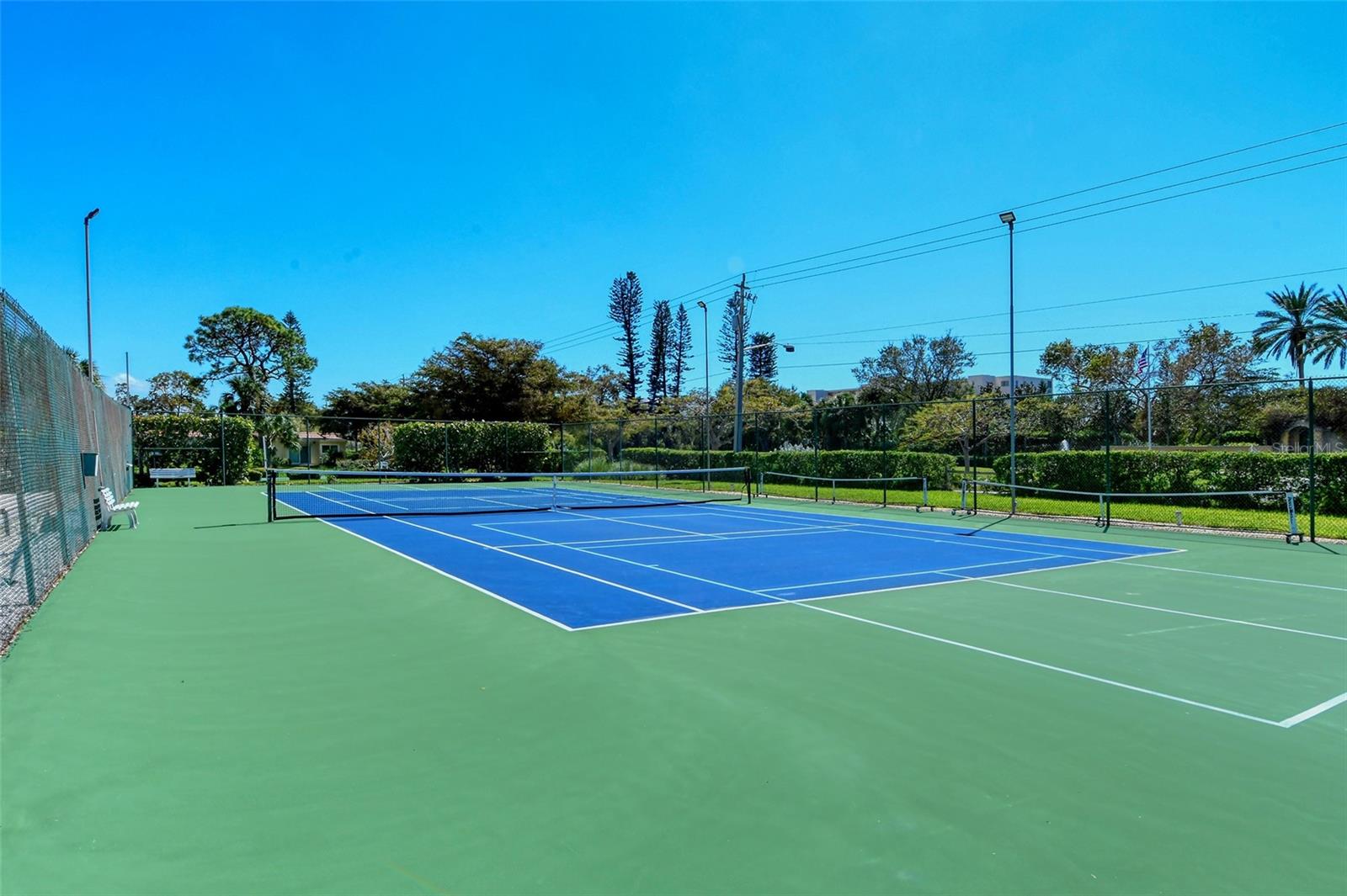 WINDWARD BAY AMD - Residential