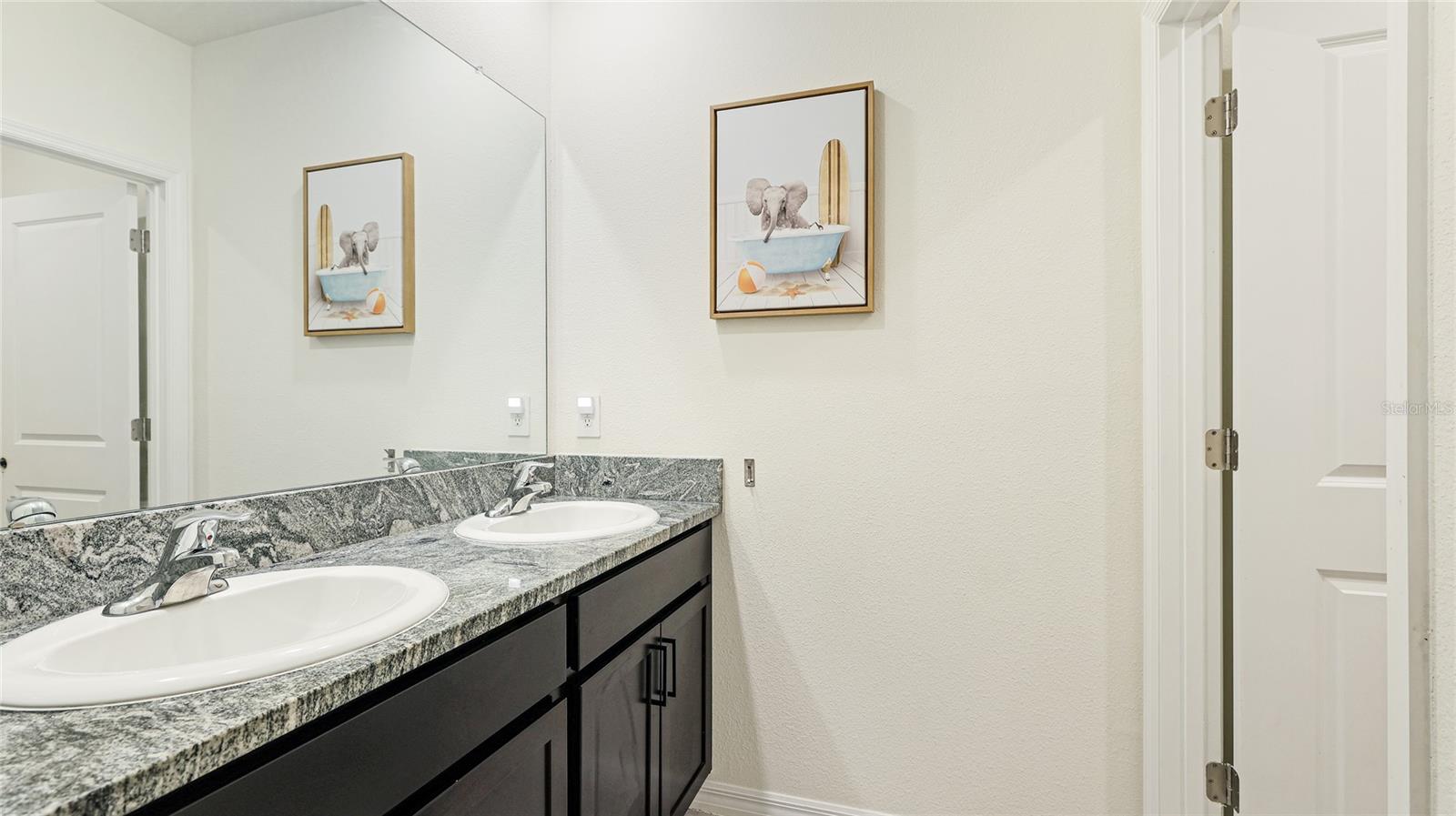 VILLAGES OF GLEN CREEK PH 1B - Residential