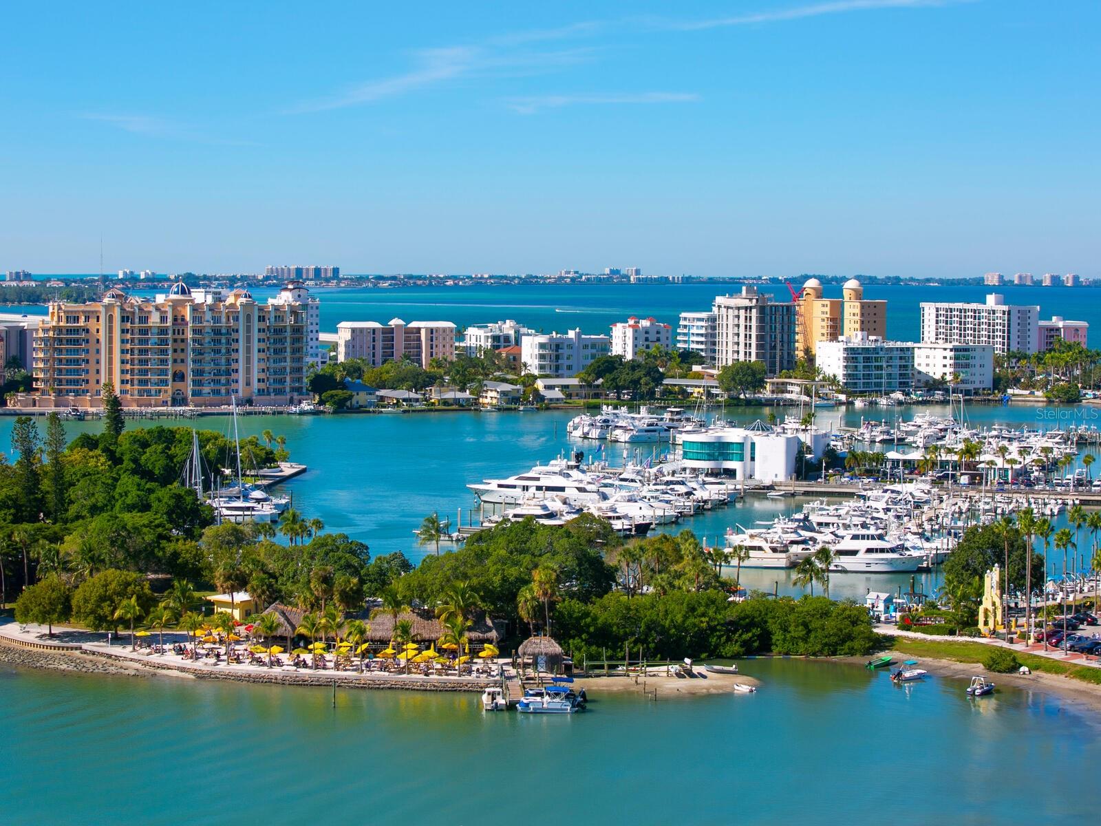 BAY ISLAND SHORES - Residential