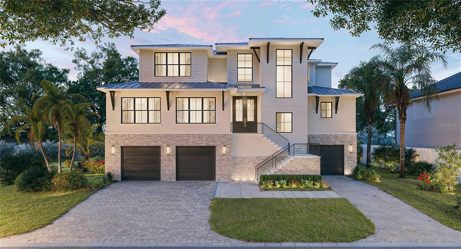 BAY ISLAND SHORES - Residential