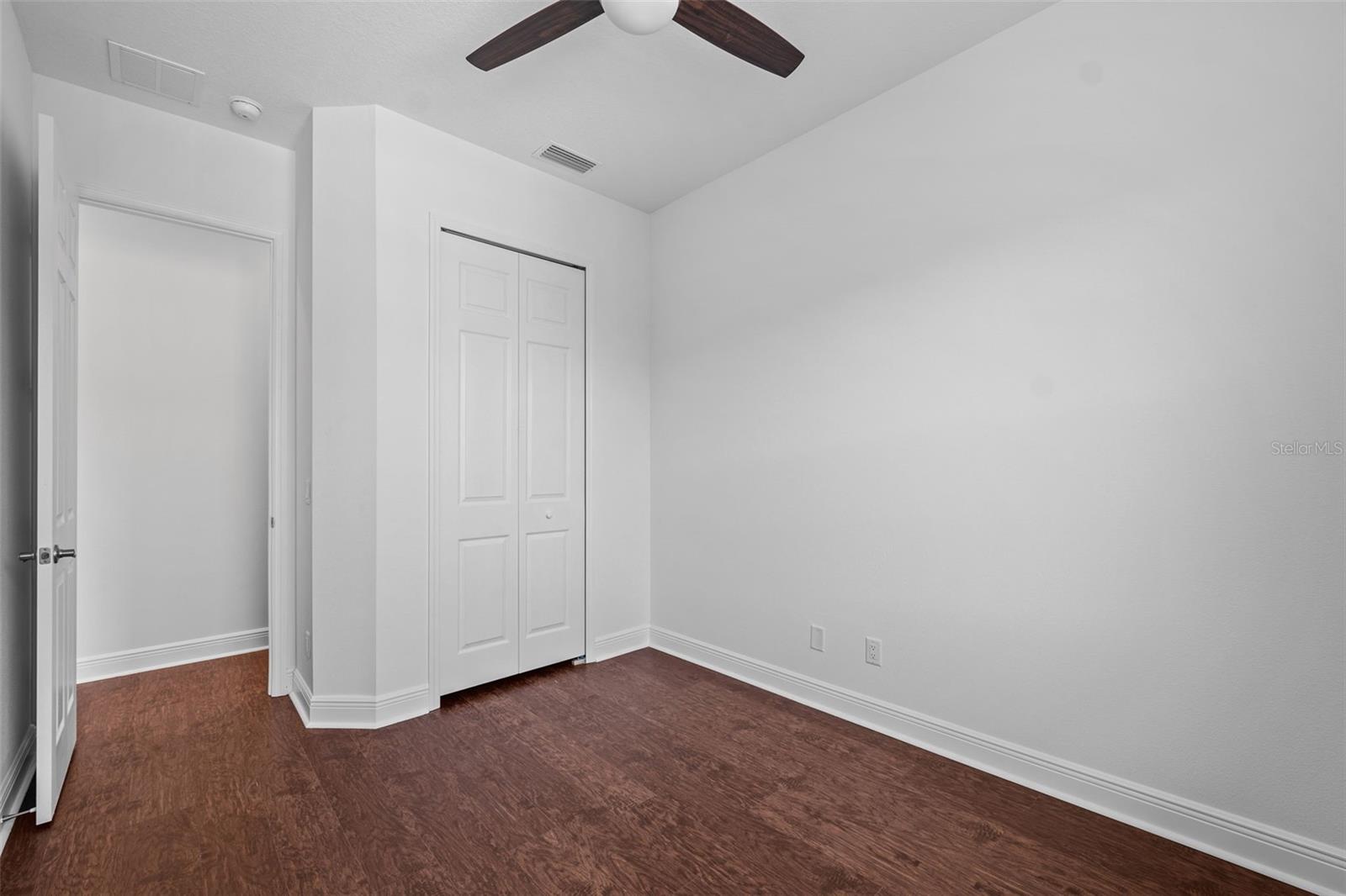 WATERS EDGE - Residential