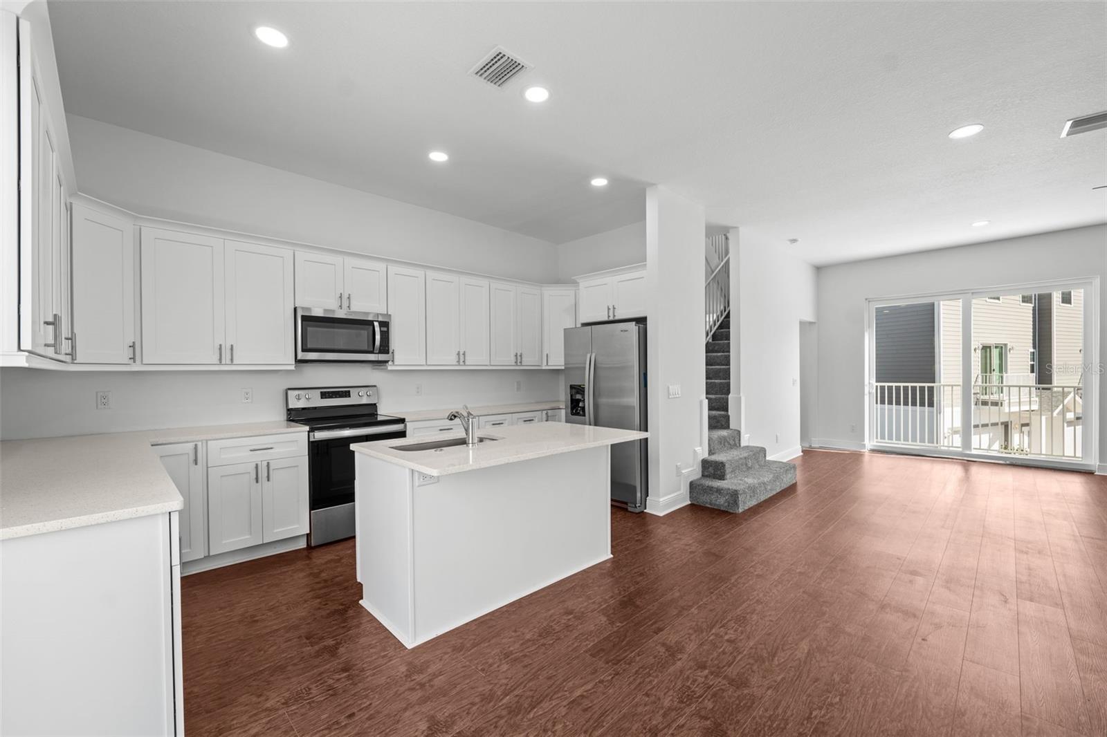 WATERS EDGE - Residential