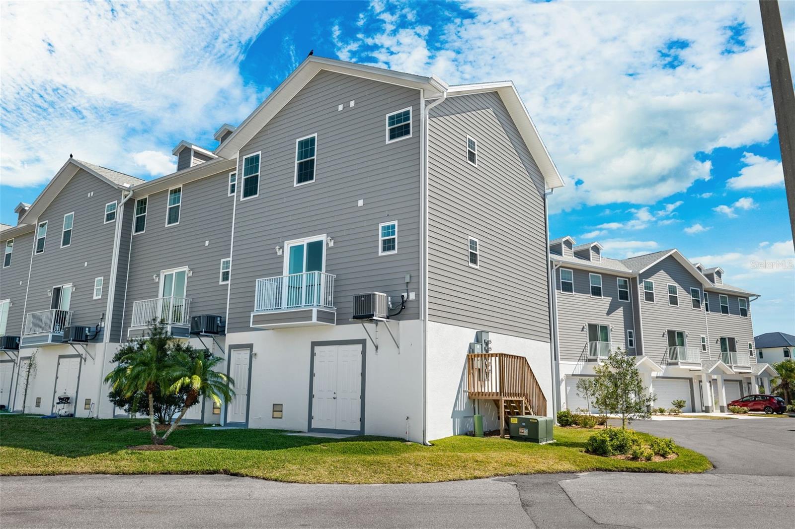 WATERS EDGE - Residential