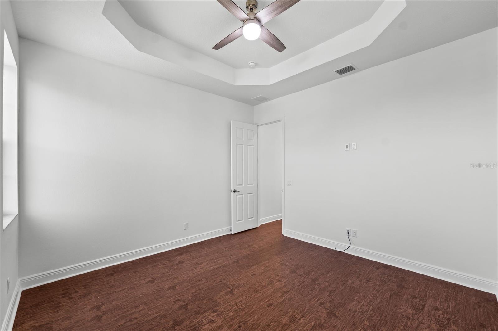 WATERS EDGE - Residential