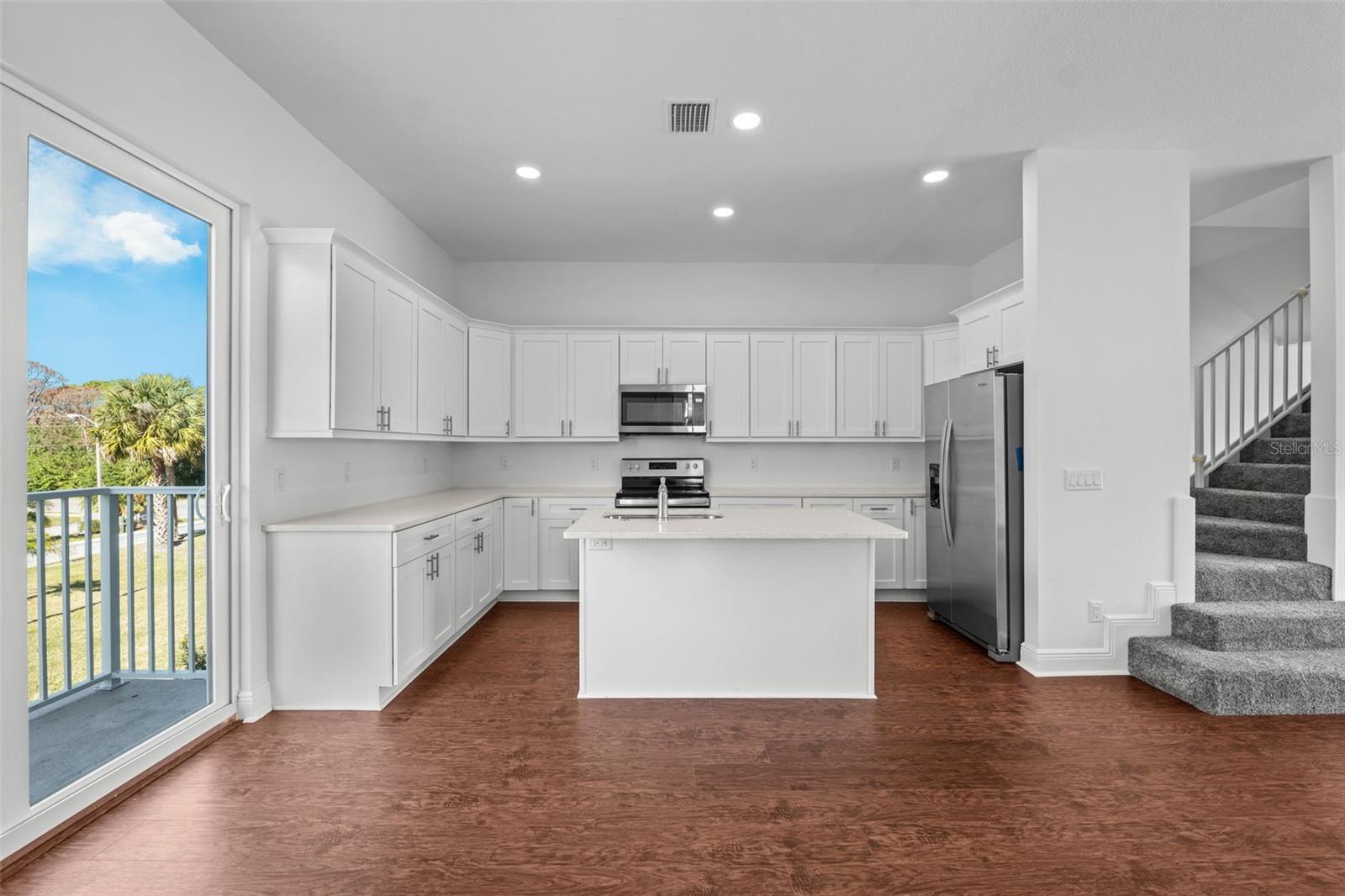 WATERS EDGE - Residential