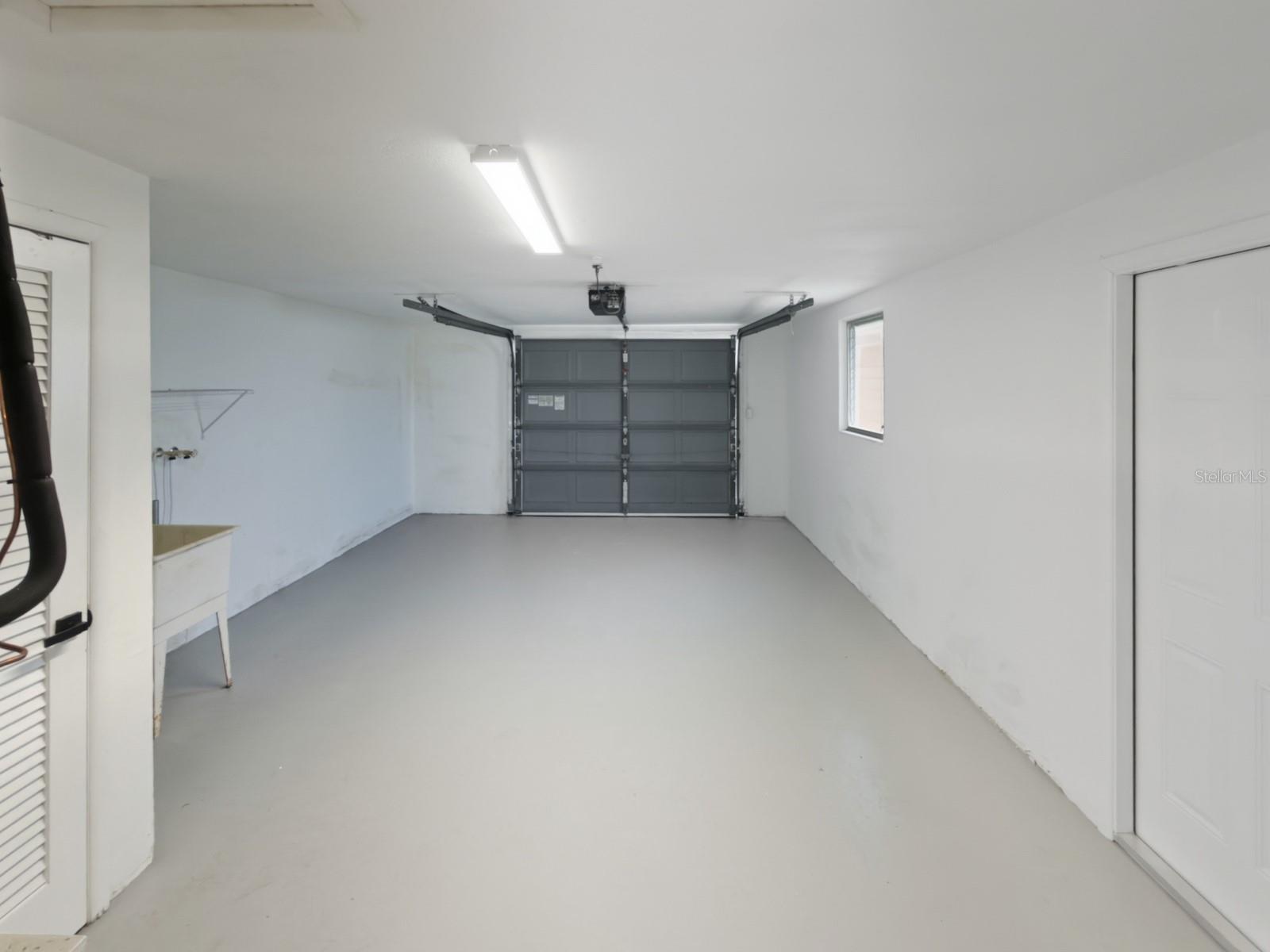 ALOHA GARDENS - Residential