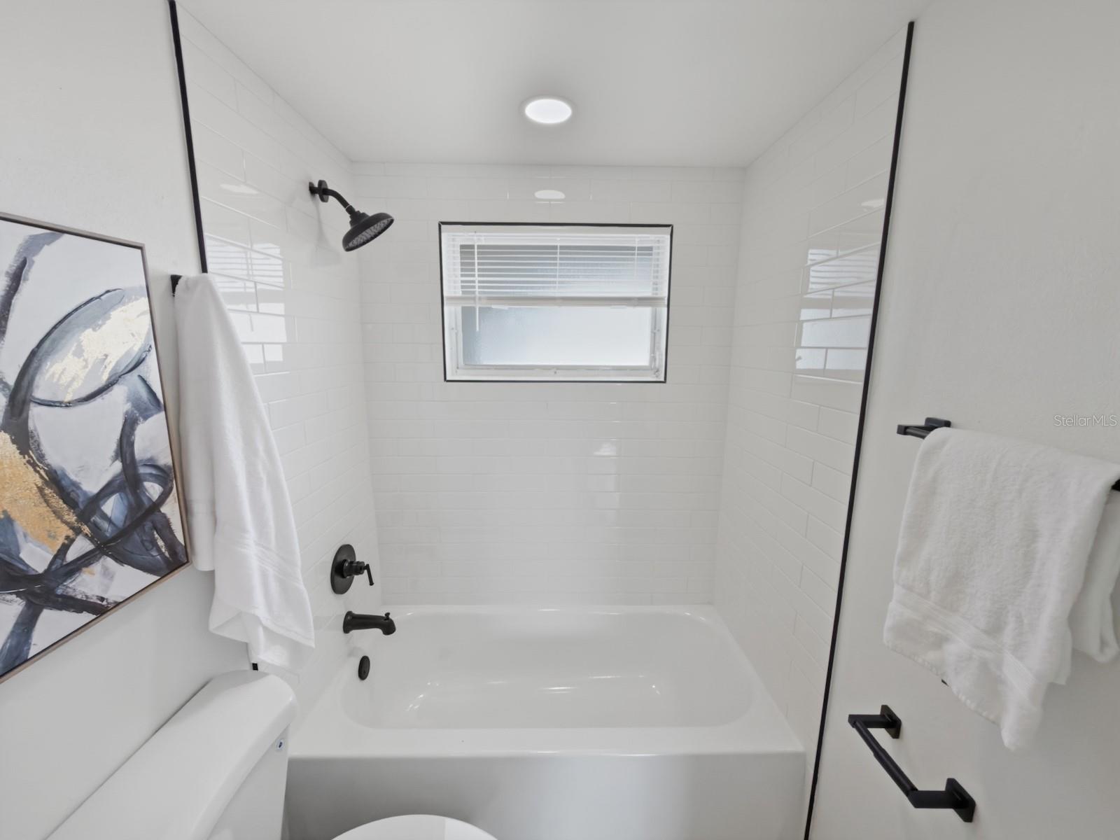 ALOHA GARDENS - Residential